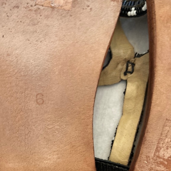 Vintage Reaction Kenneth Cole Sandals - Picture 7 of 9